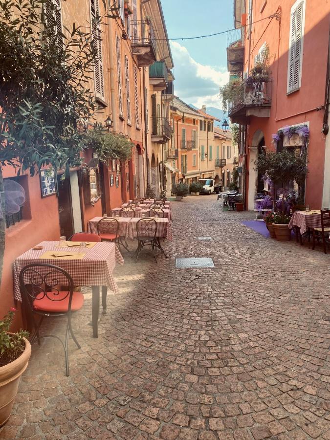 Appartamento Mia. Centro Storico Luino Buitenkant foto